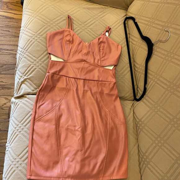 Dresses & Skirts - Dress